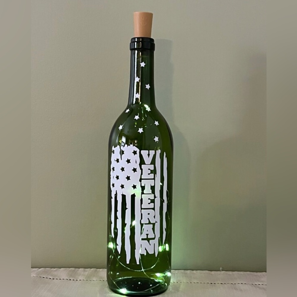 Decorated Bottles, Veterans, Military, Home Decor, Veterans, Bottles